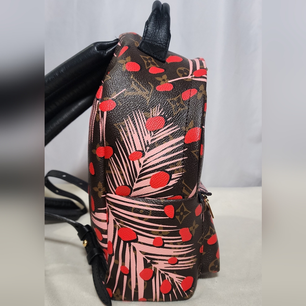 Louis Vuitton Limited Edition Palm Springs Jungle Dot Backpack. - Picture 5 of 15